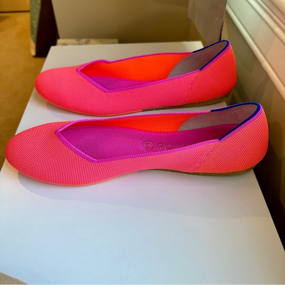 Rothy's Two-Tone Knit Ballet Flats in Pink and Coral Blue Trim Size W12 - Picture 4 of 10